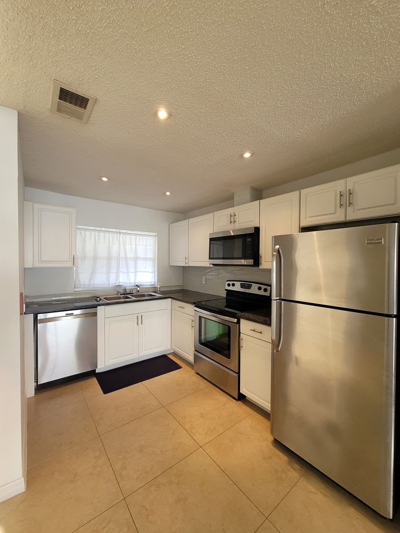 Apartment for rent – photo 2