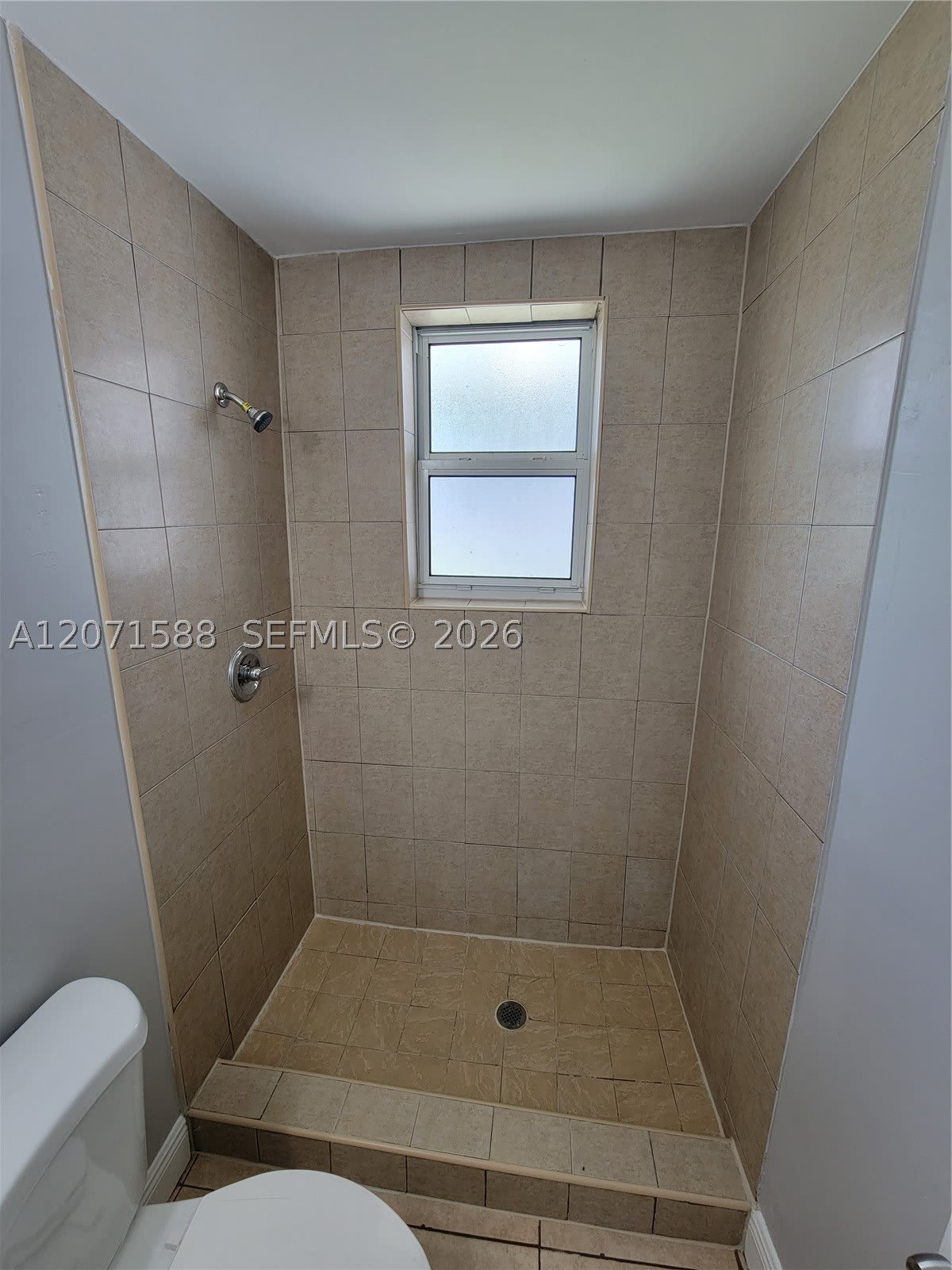 1740 NW 1st Pl – photo 5
