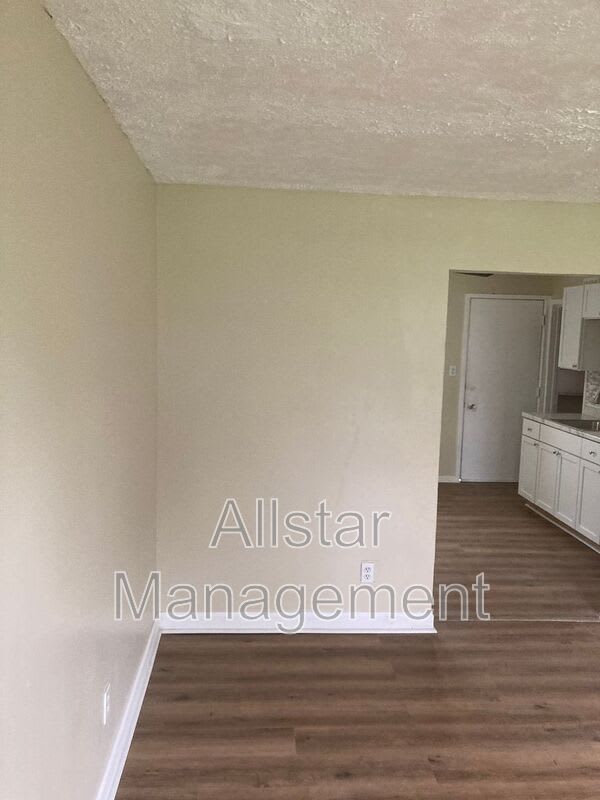 938 S. Central Drive – photo 5