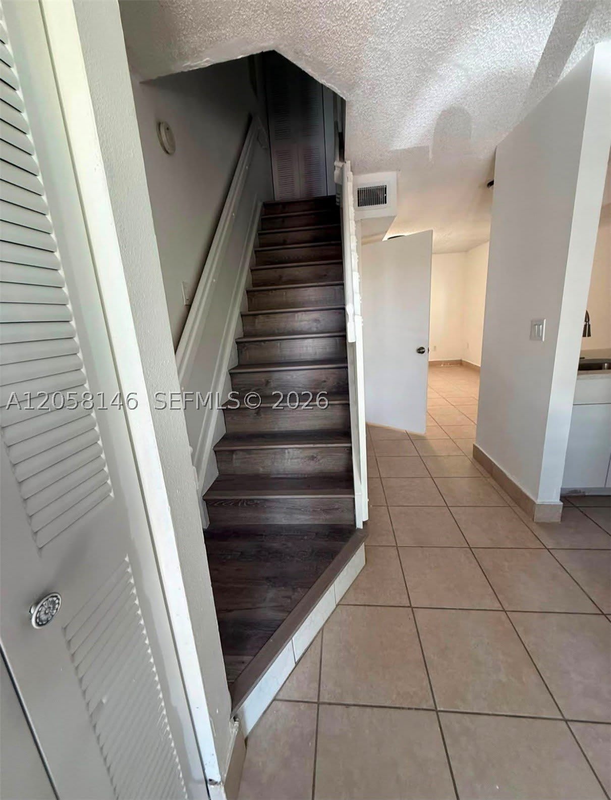 1650 NW 25th Ave – photo 3