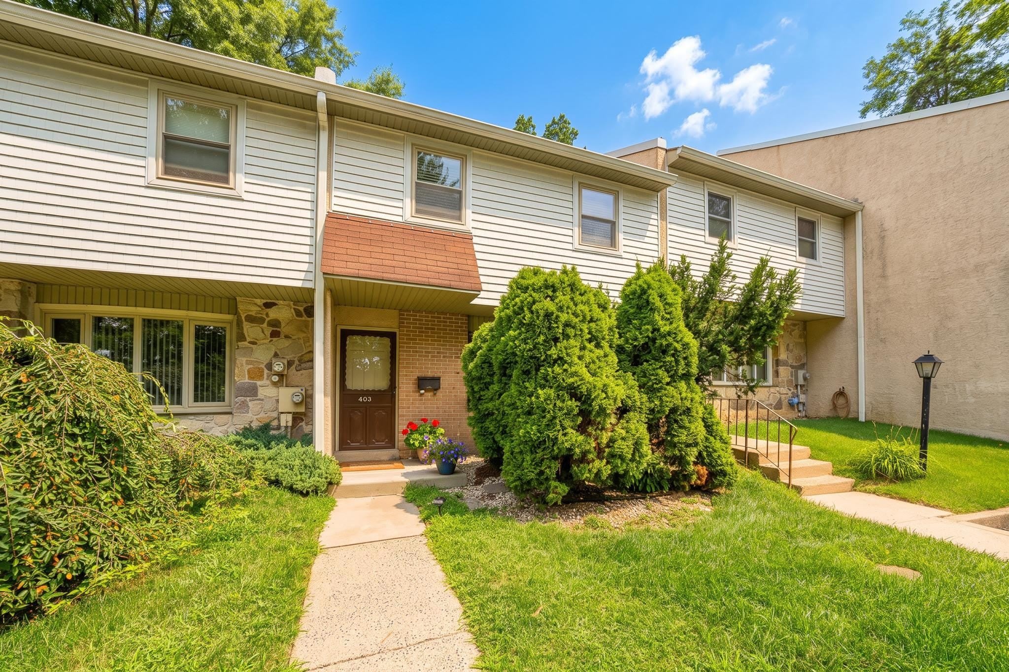403 WOODSIDE CIRCLE – photo 2