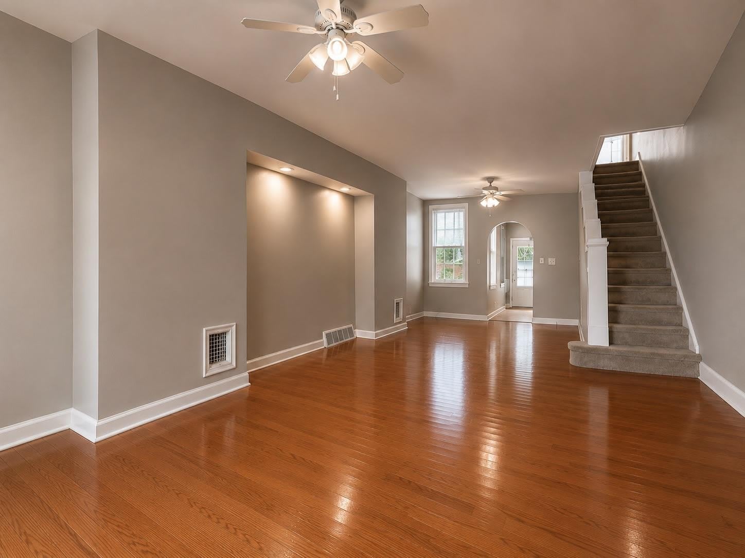 2643 EMERALD Street – photo 2