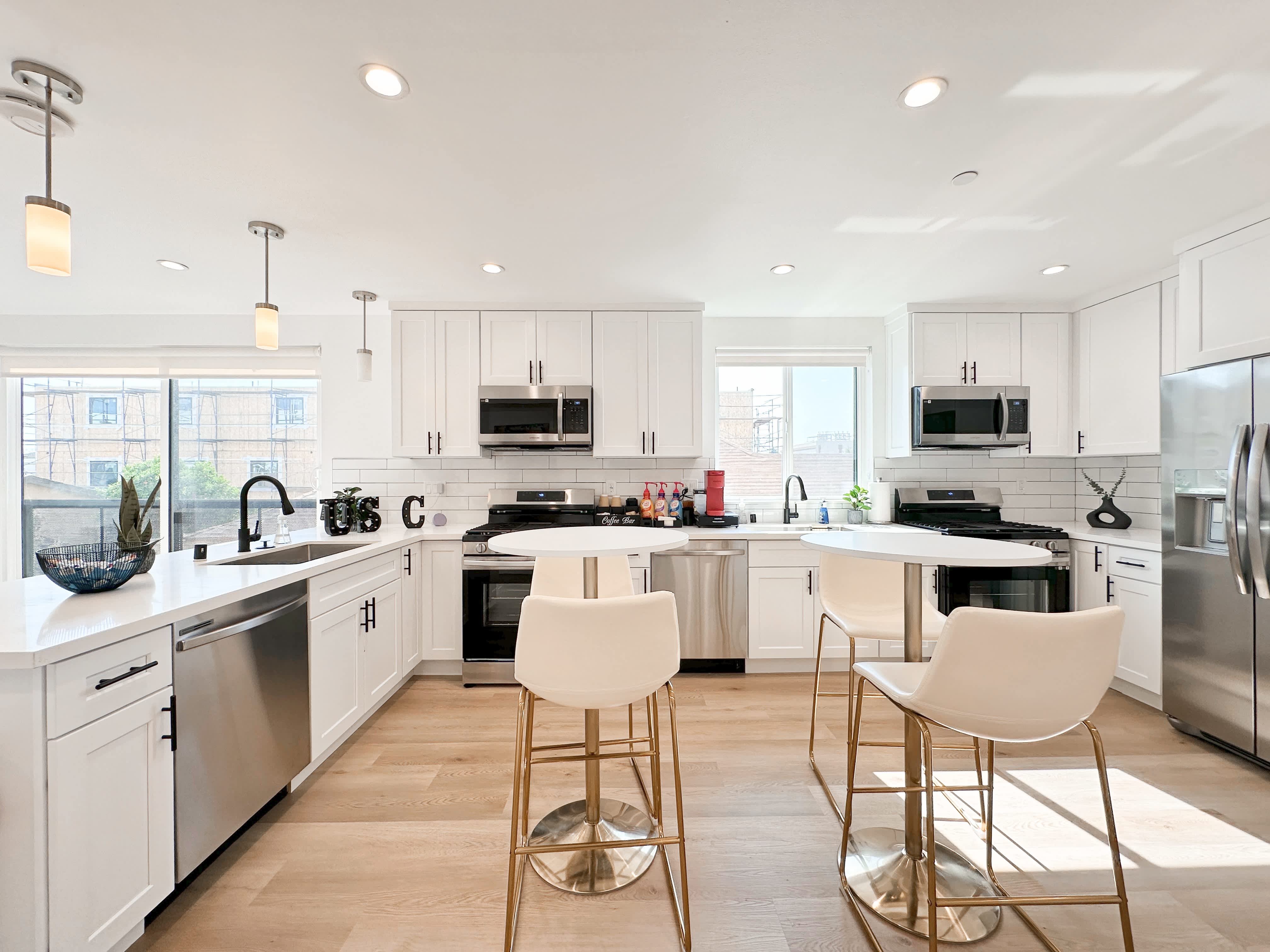 1338 West 35th Place – photo 3