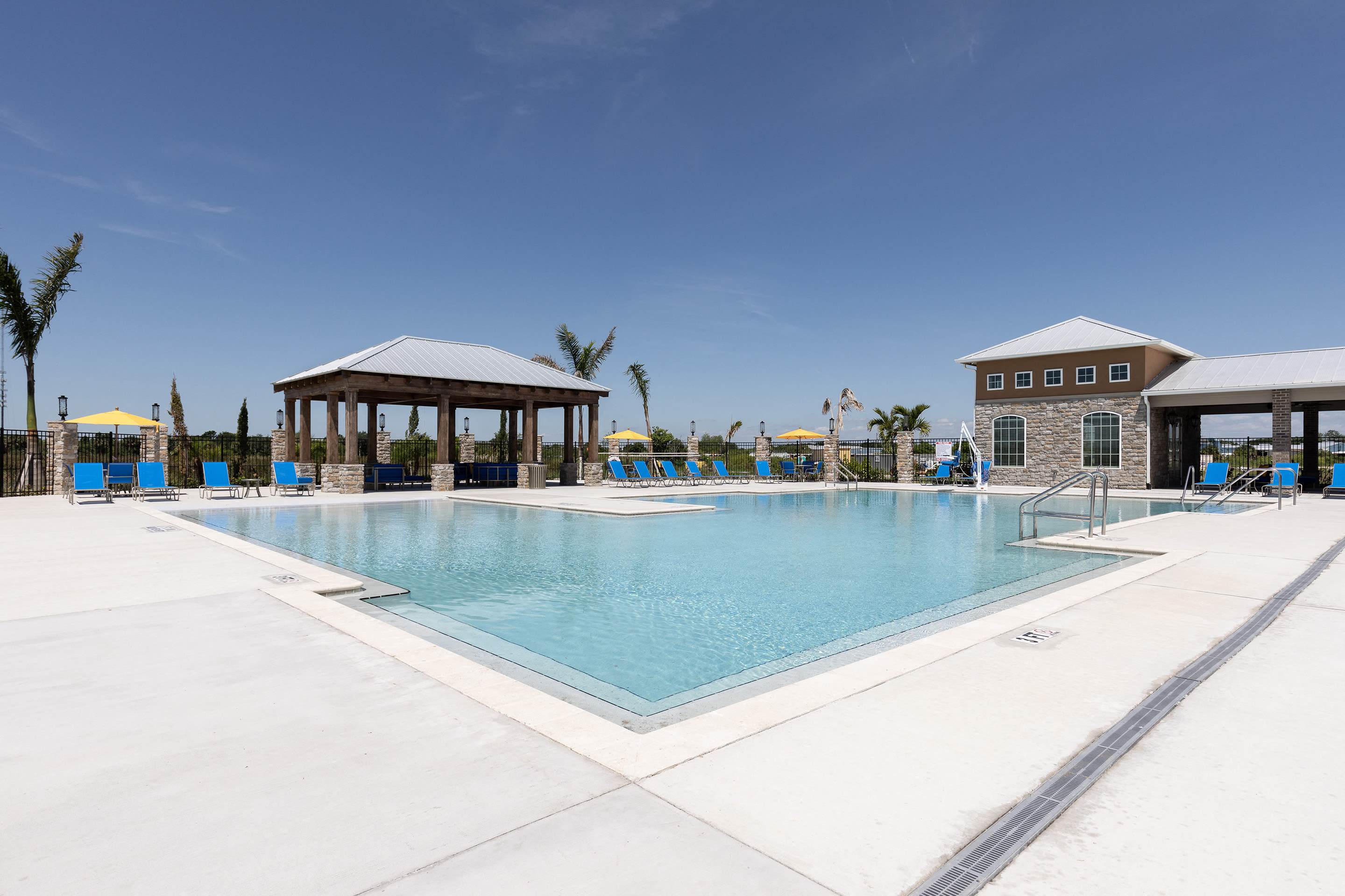 Cocoa Grand Apartments – photo 5