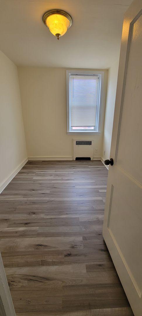 Large Home – photo 3
