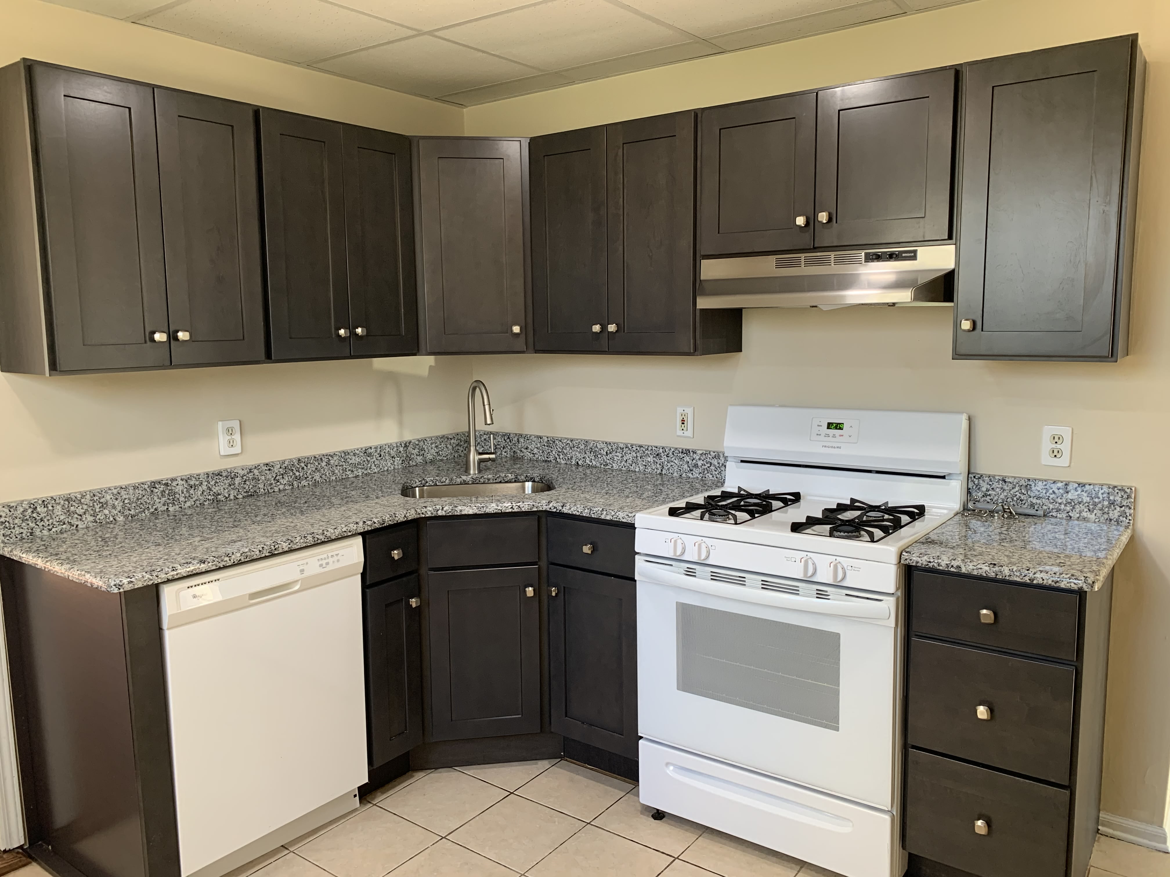 141 Howard Avenue – photo 1