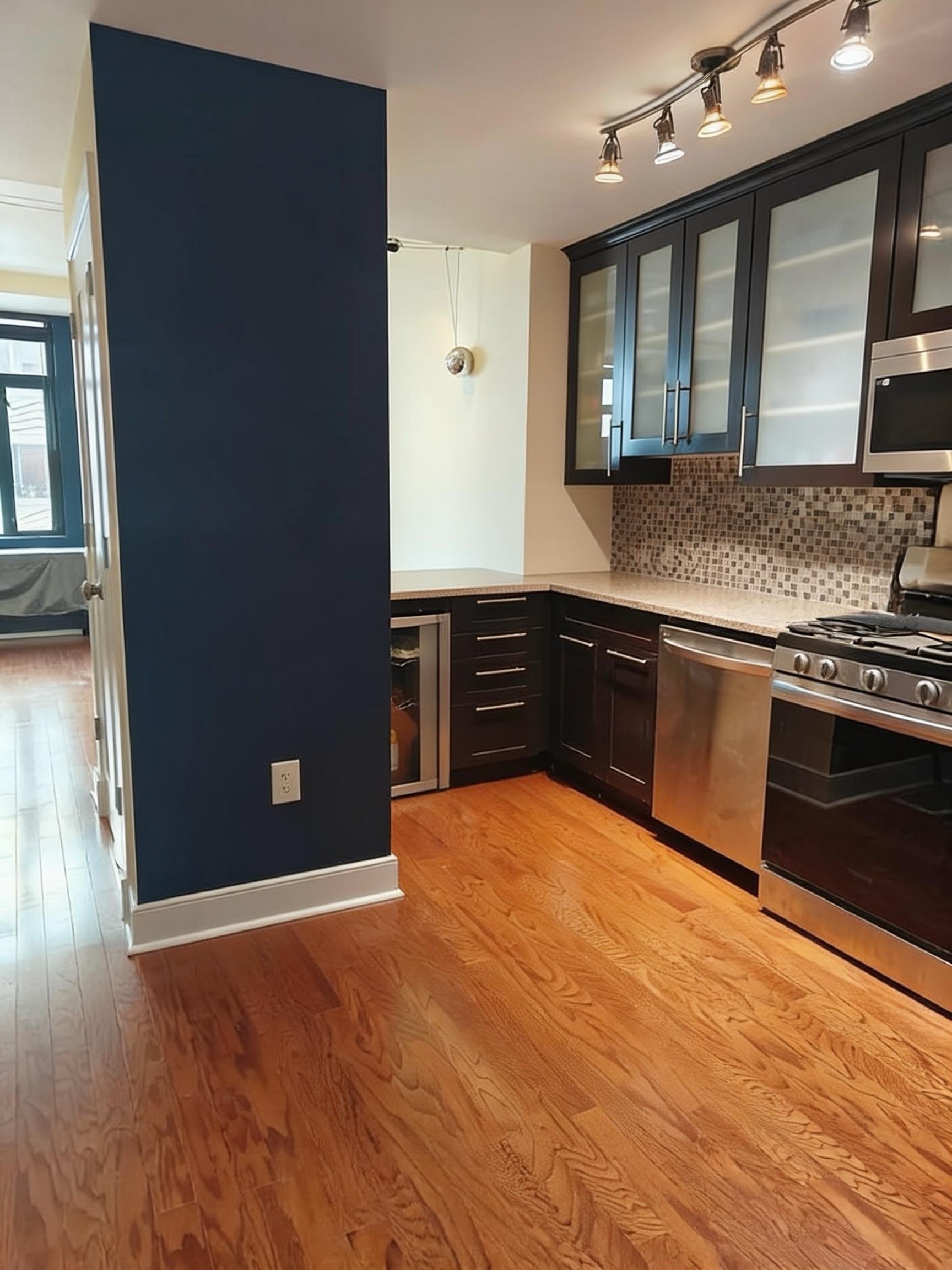 105 Greene St – photo 4