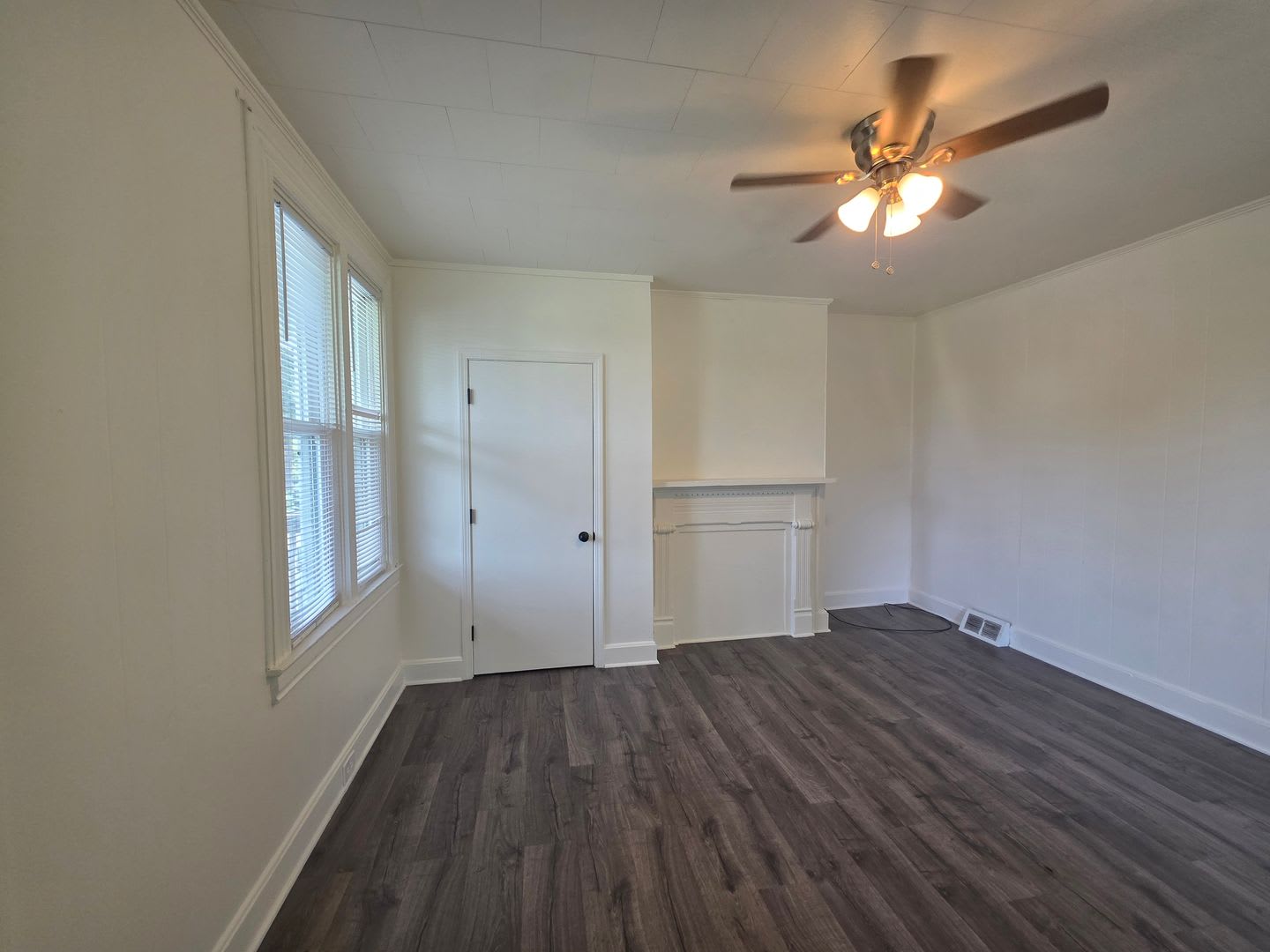 Beautiful and Spacious 3 Bedroom Home In West End – photo 3