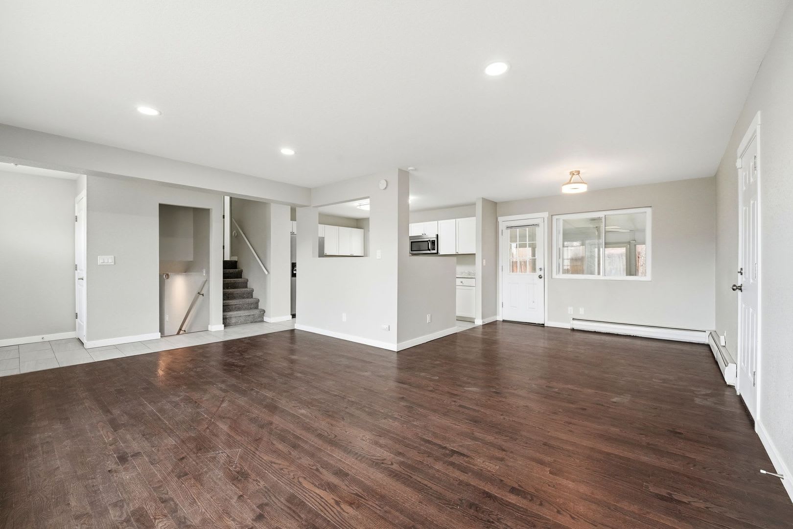Updated 4Br Home With 2 Car Garage In Stratmoor – photo 4
