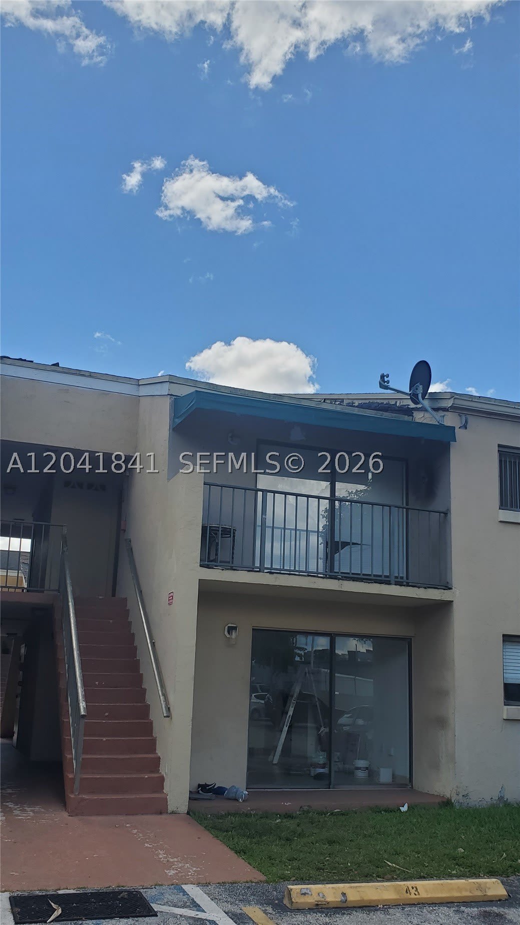 7405 SW 152nd Ave – photo 2