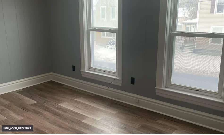 142 E Main St A – photo 3