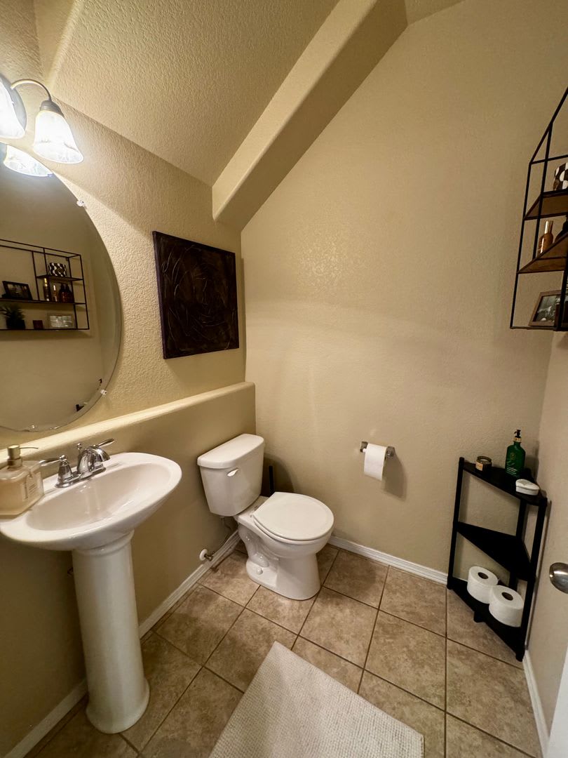 2 Bedroom Townhome off of Powers and Stetson Hills – photo 5