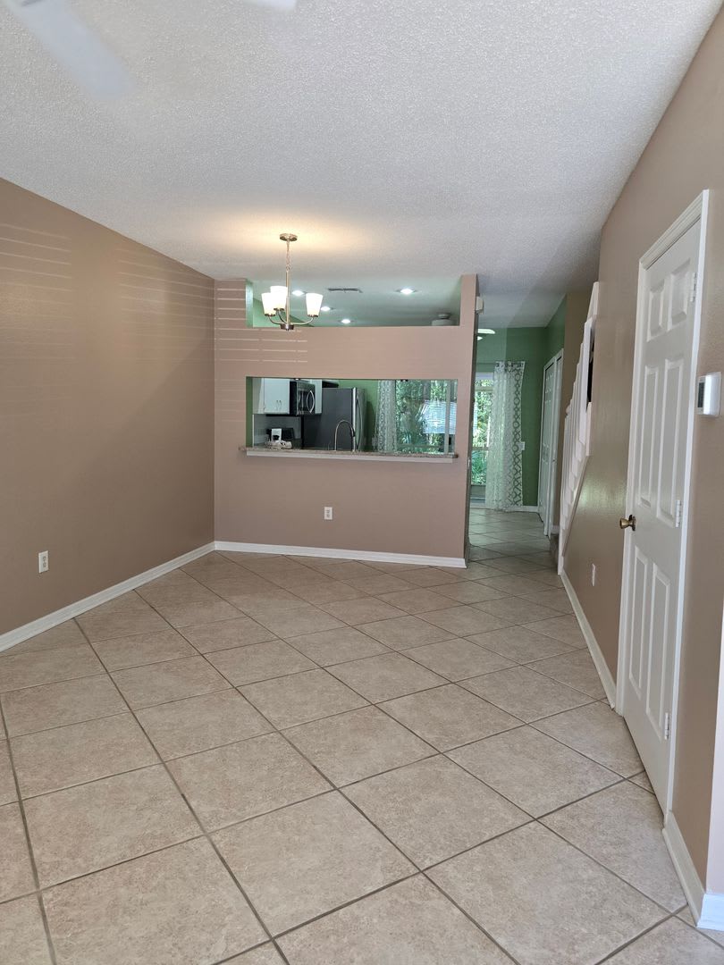 Immaculate 2-Bedroom, 2.5-Bath Townhome in Gated Hunter’s Key – Prime New Tampa Location – photo 1