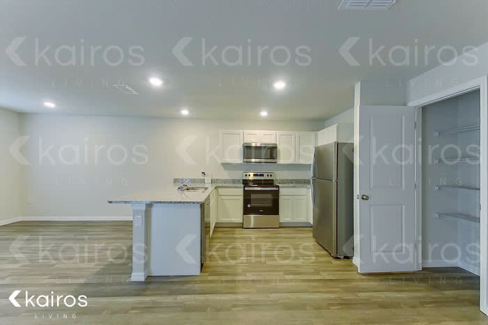 3596 West Eunice Street – photo 3