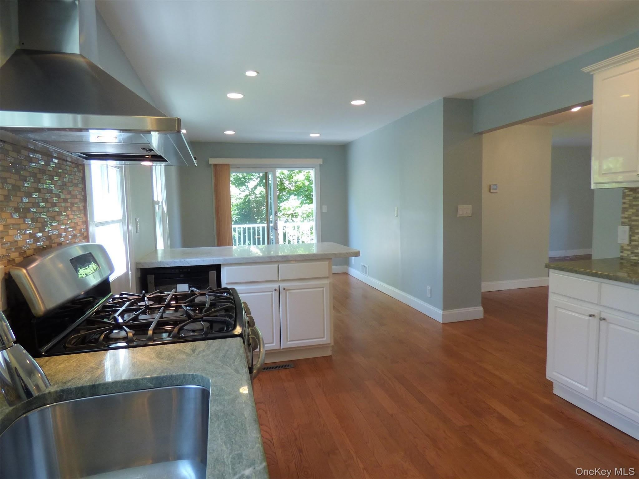 53 Lee Avenue – photo 5