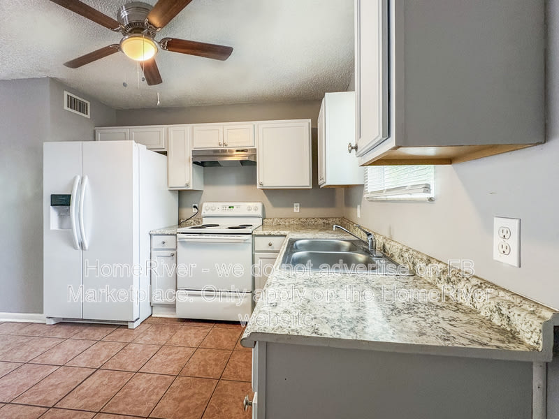 5332 Westchase Ct – photo 2