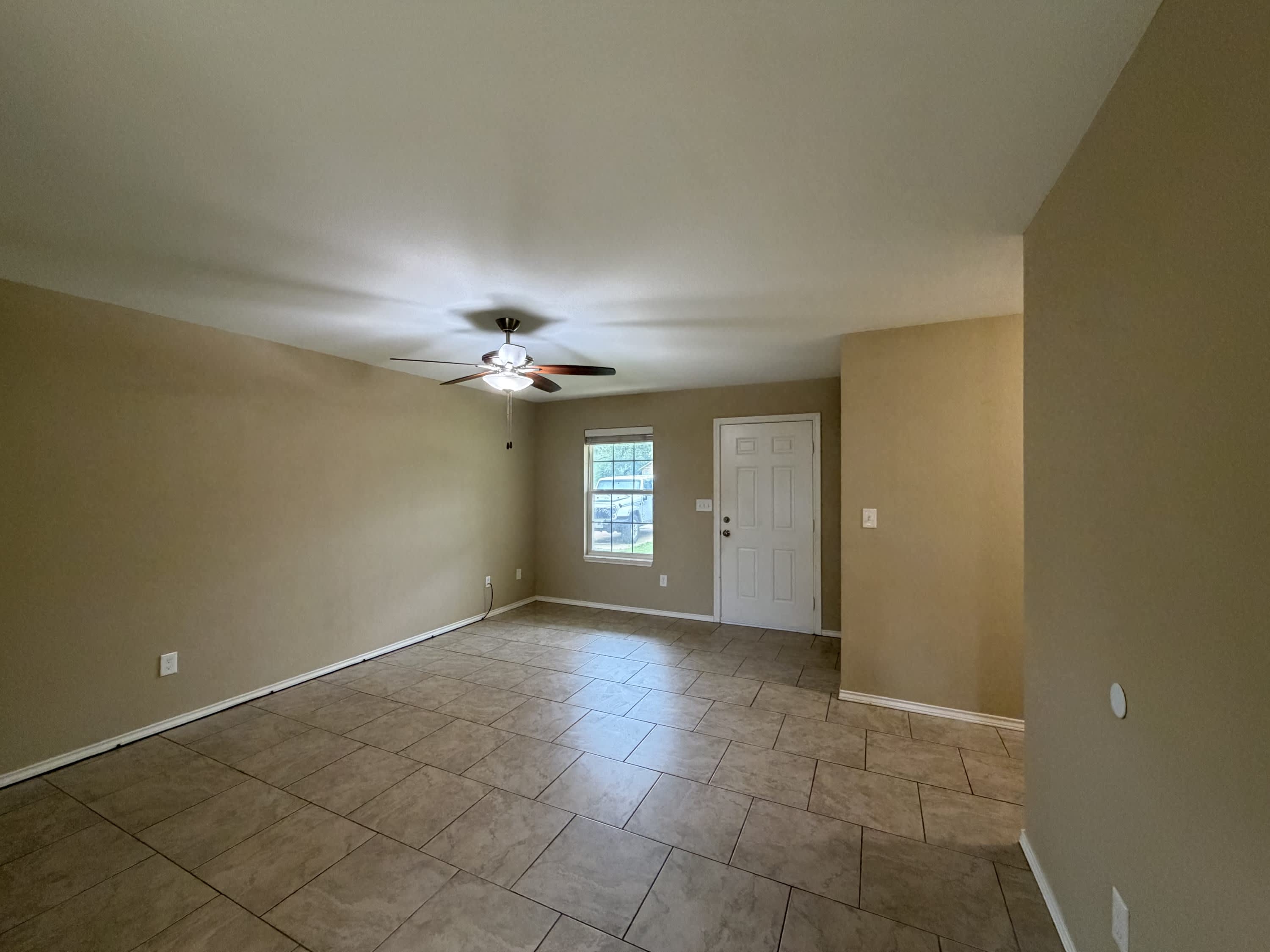 1221 Kirby Street – photo 4