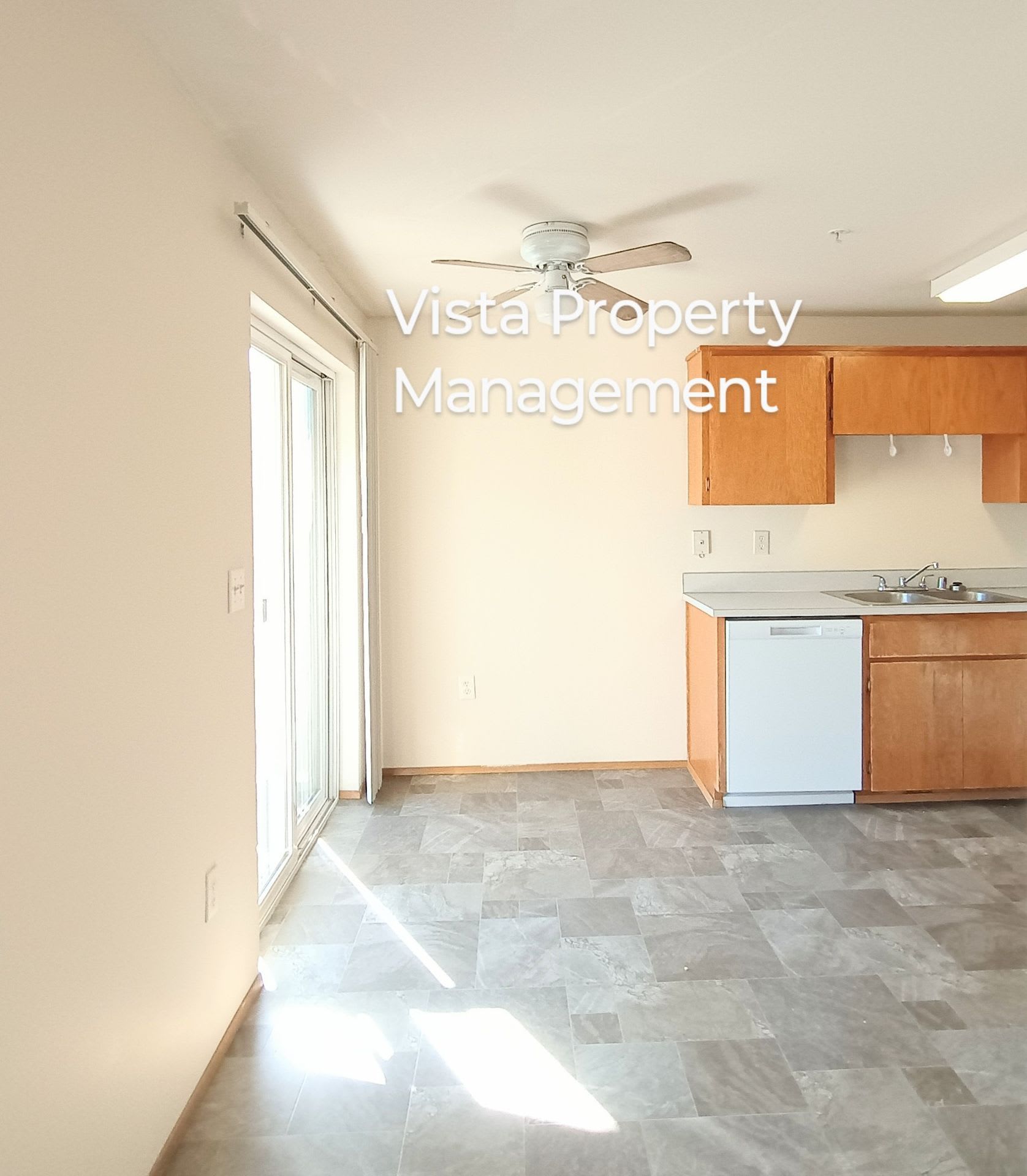 BIG 2 Bed / 2 Bath apartment, commute friendly Bonney Lake location! – photo 5
