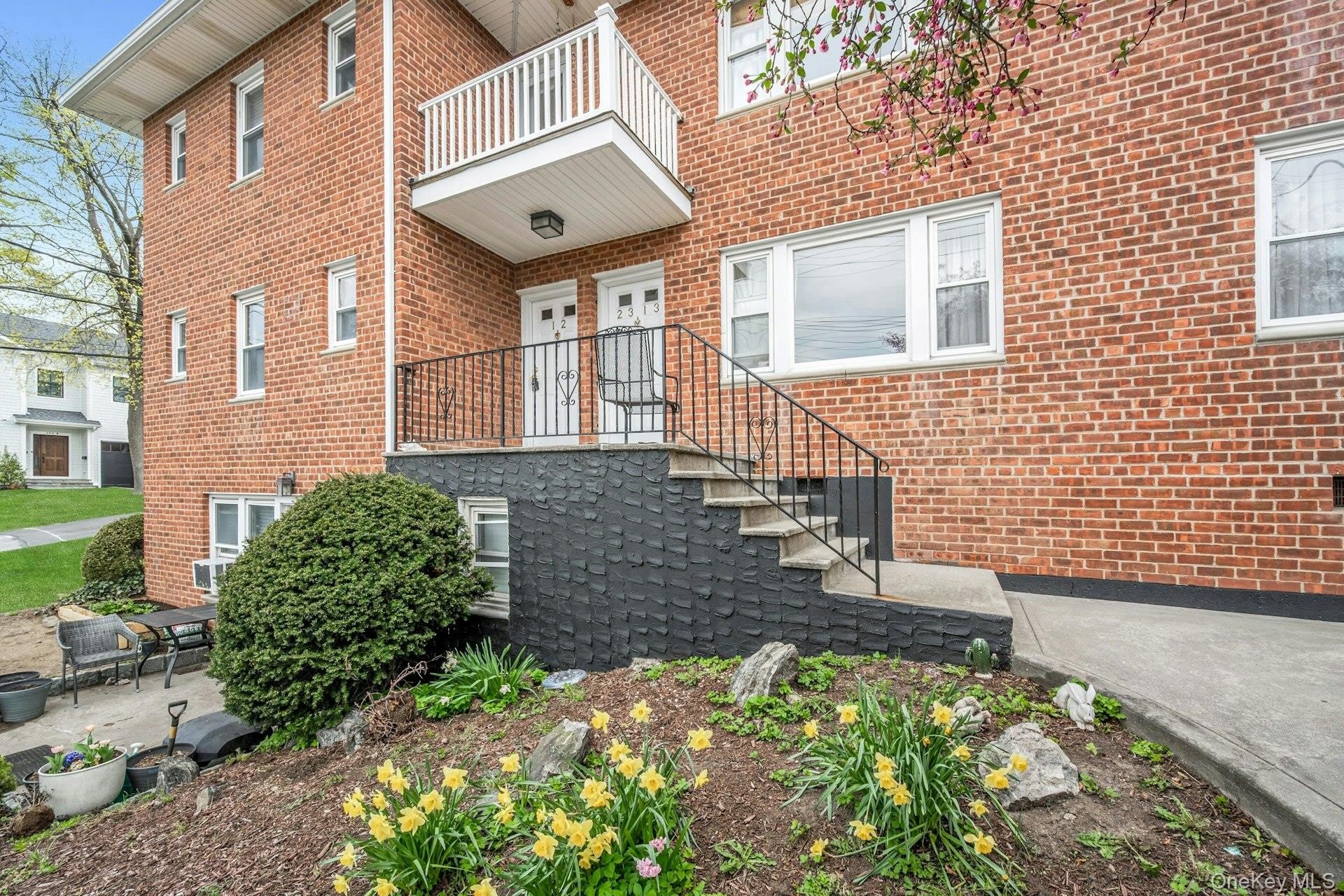 184 Purchase Street – photo 3