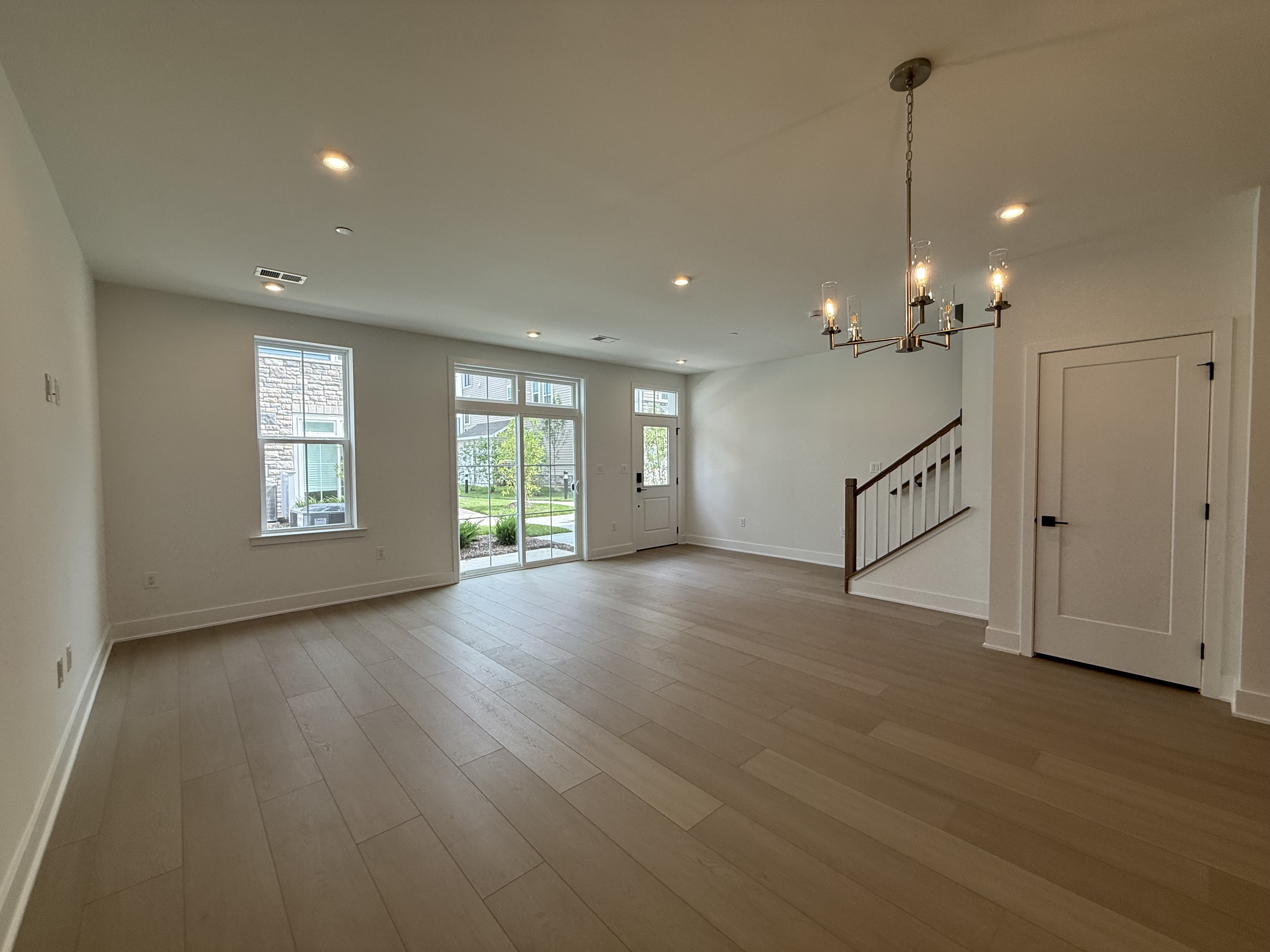 12107 Rossini Drive – photo 3