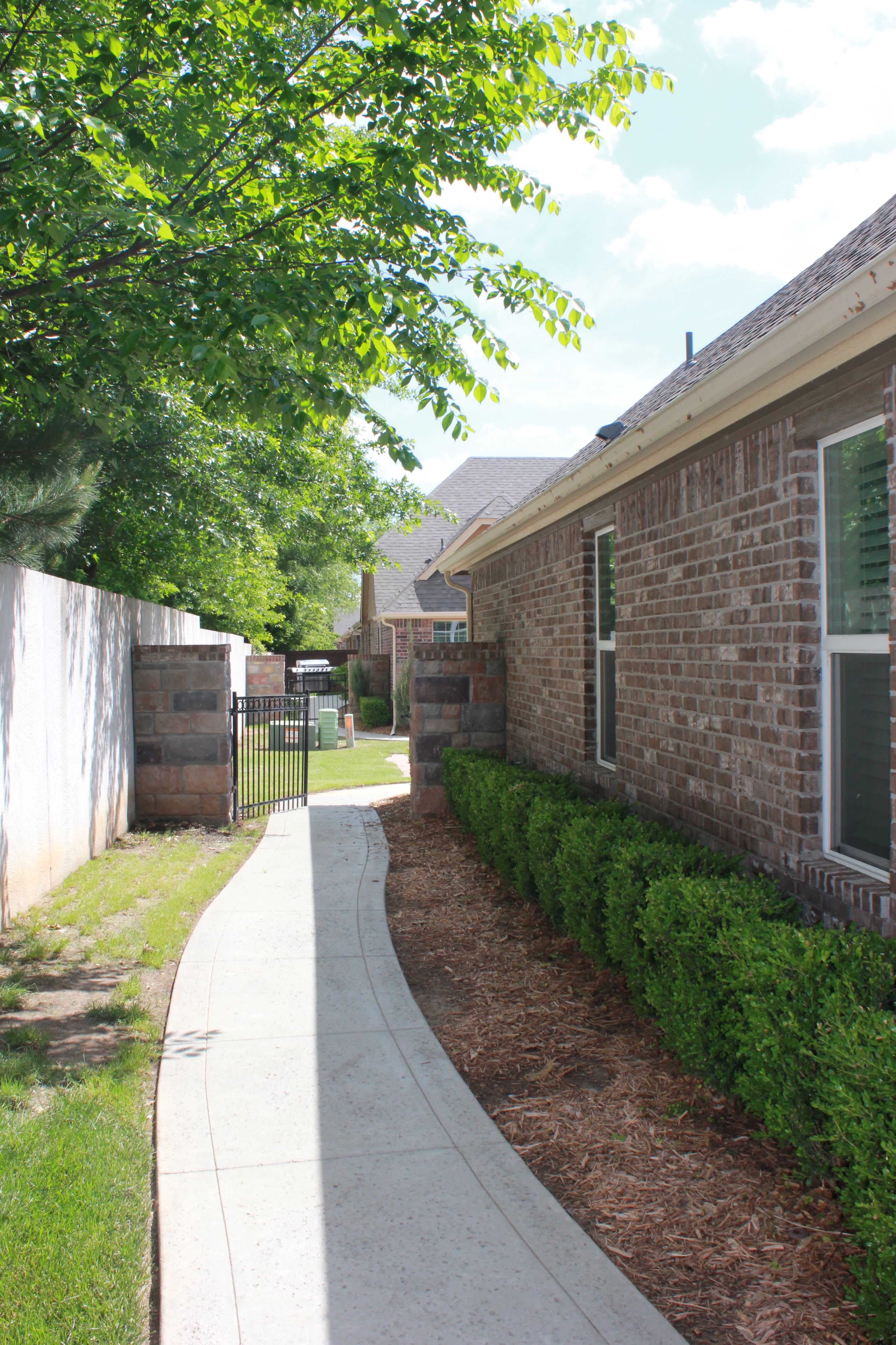 3300 W Princeton St – photo 3