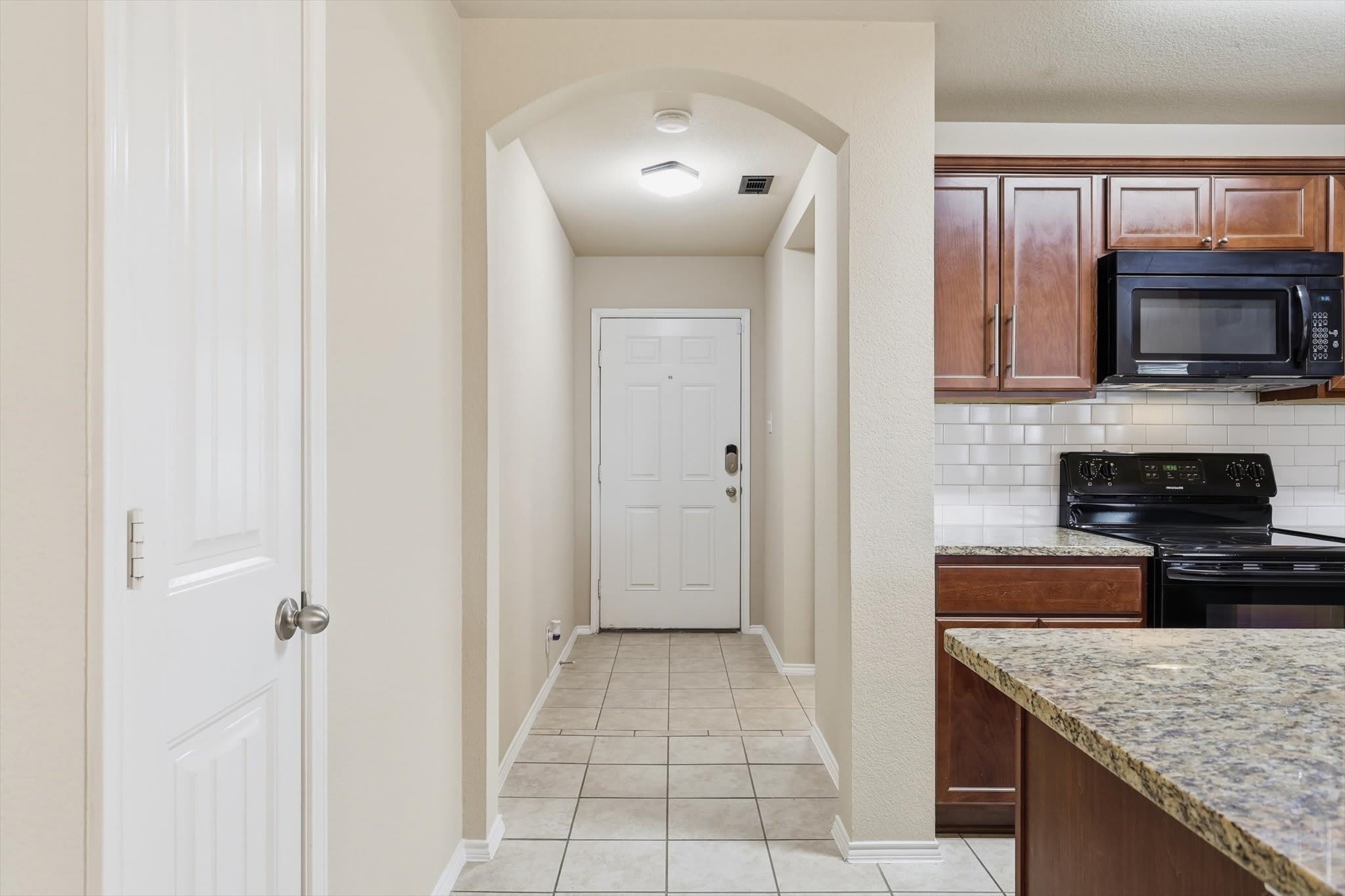 2334 Triston Street – photo 4