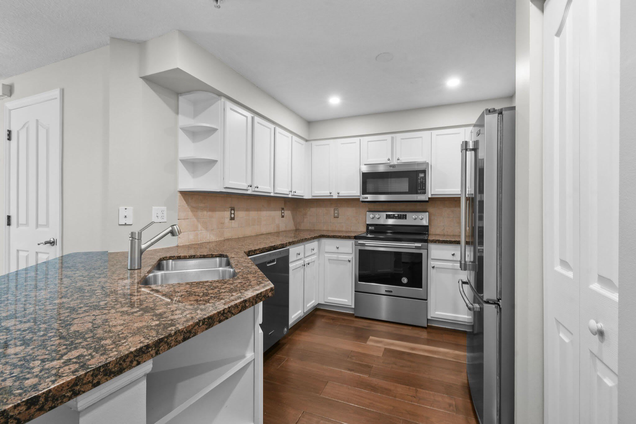 175 Galicia Way – photo 4