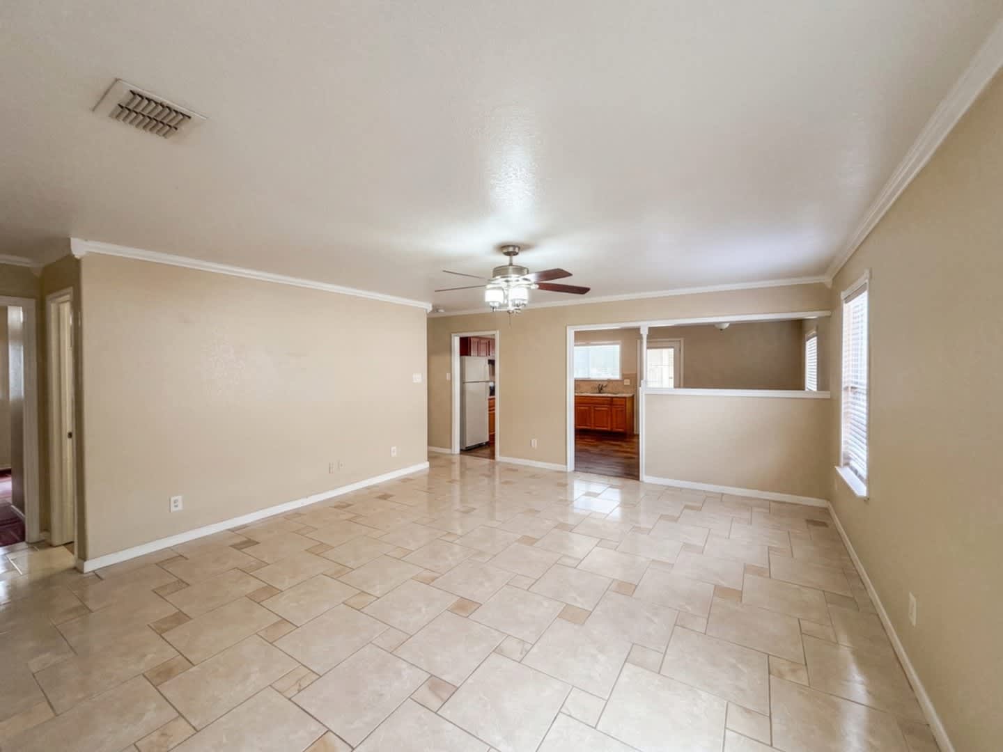 8610 Laguna Rio, San Antonio, TX 78251 – photo 4