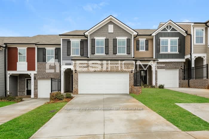203 Aurora Lane – photo 1