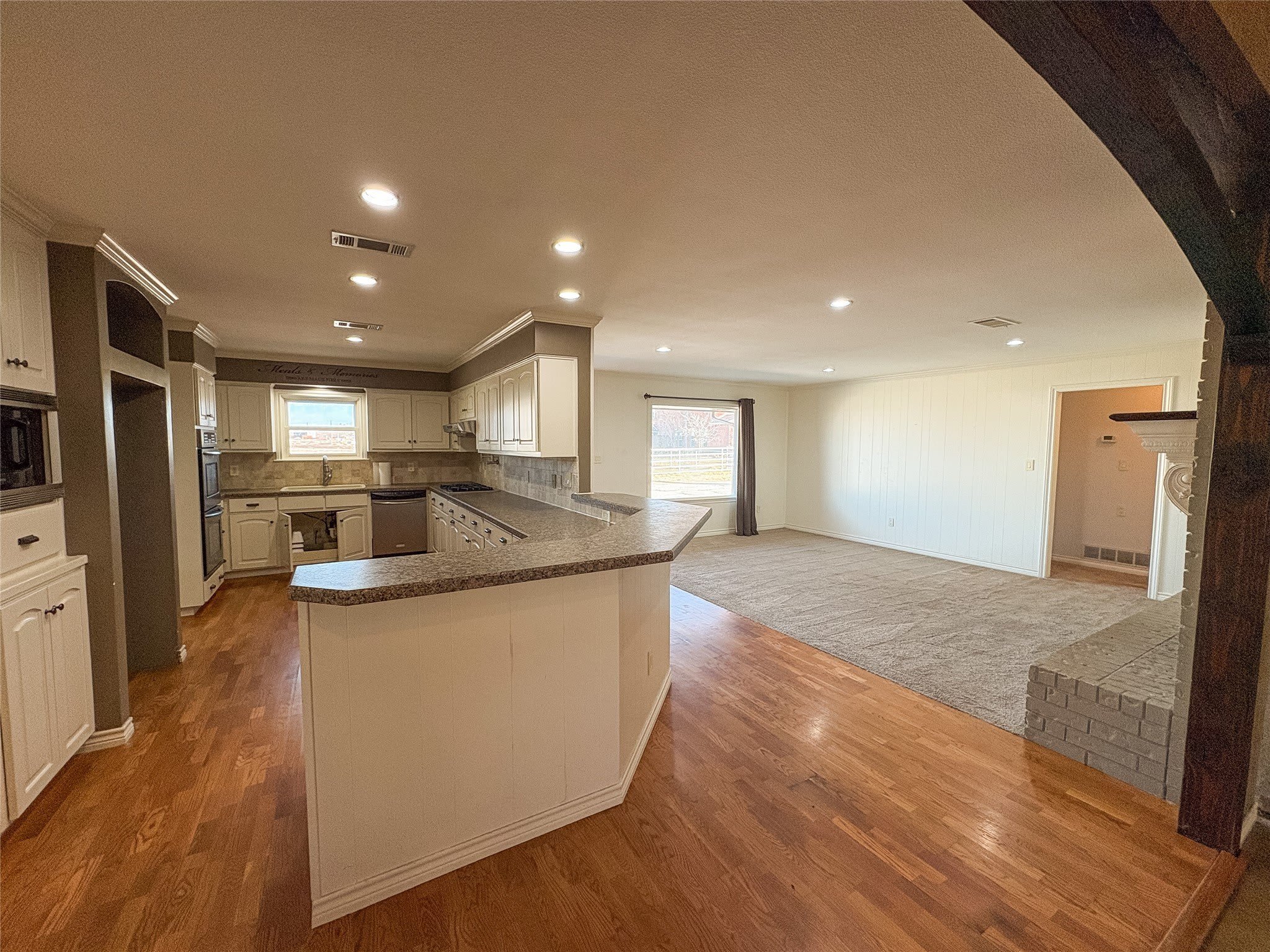 416 N Arizona Street – photo 4