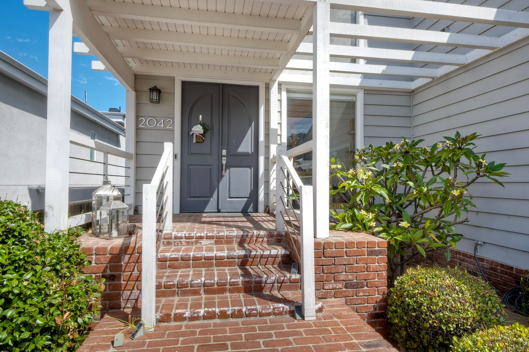 2042 De Mayo Road – photo 3