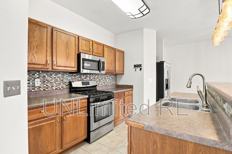 9132 W Arden Ln – photo 2