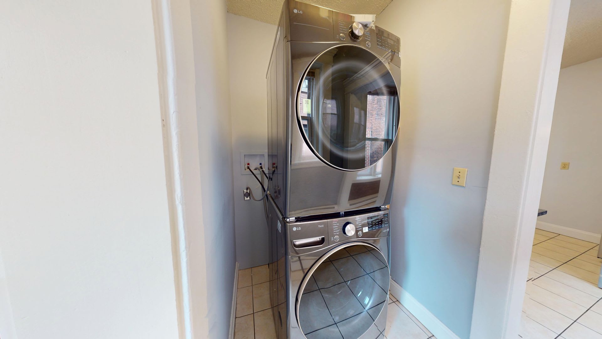 65 Lake Place – photo 4