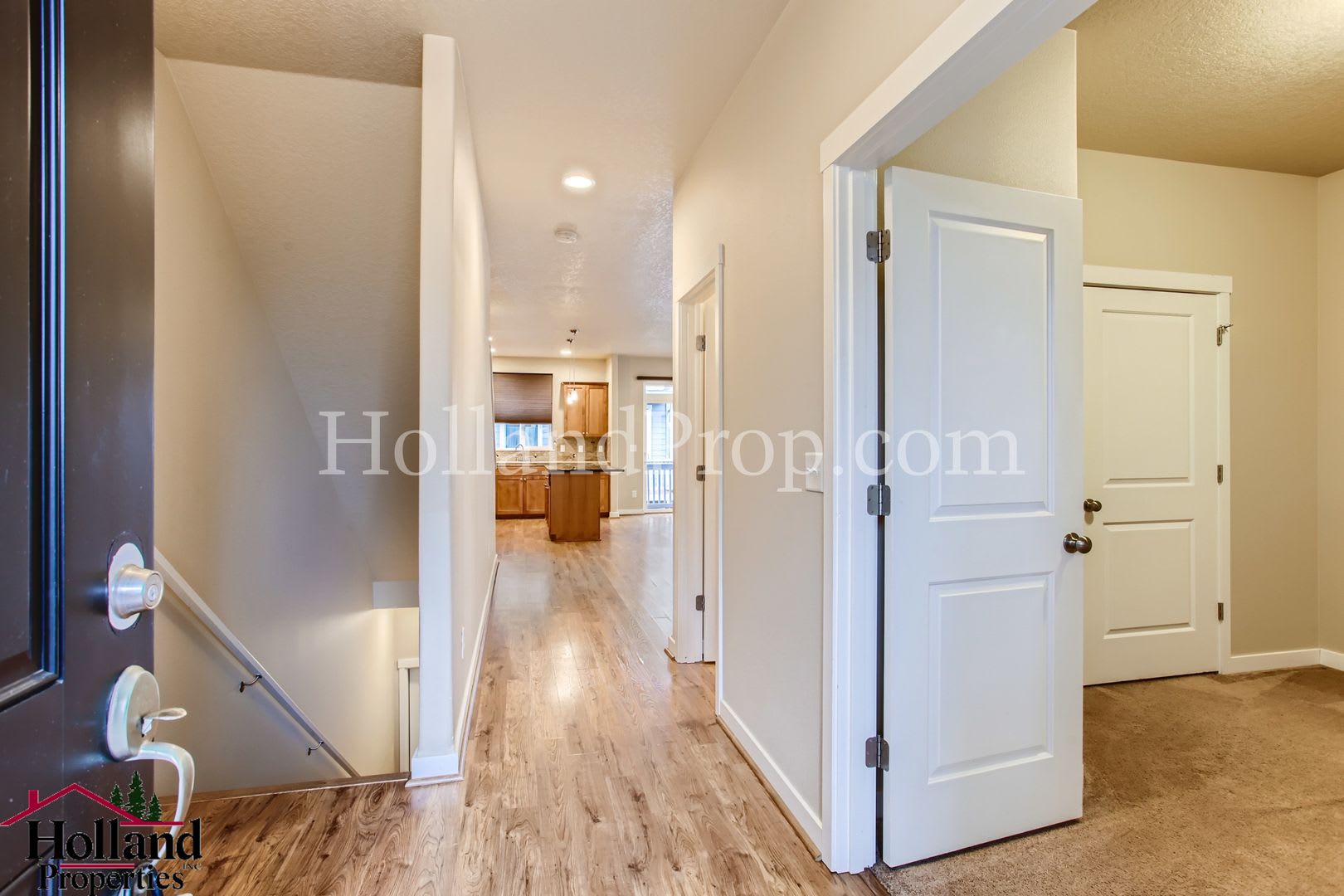 Beautiful Home With Balcony and Great Location! ** BEST PRICE $2,495 and REDUCED SECURITY DEPOSIT ** – photo 4