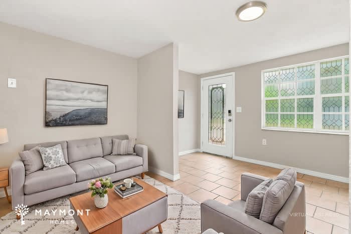 7827 Butler Avenue – photo 5