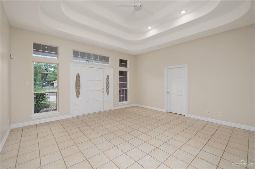 2403 Sunset Lane – photo 2