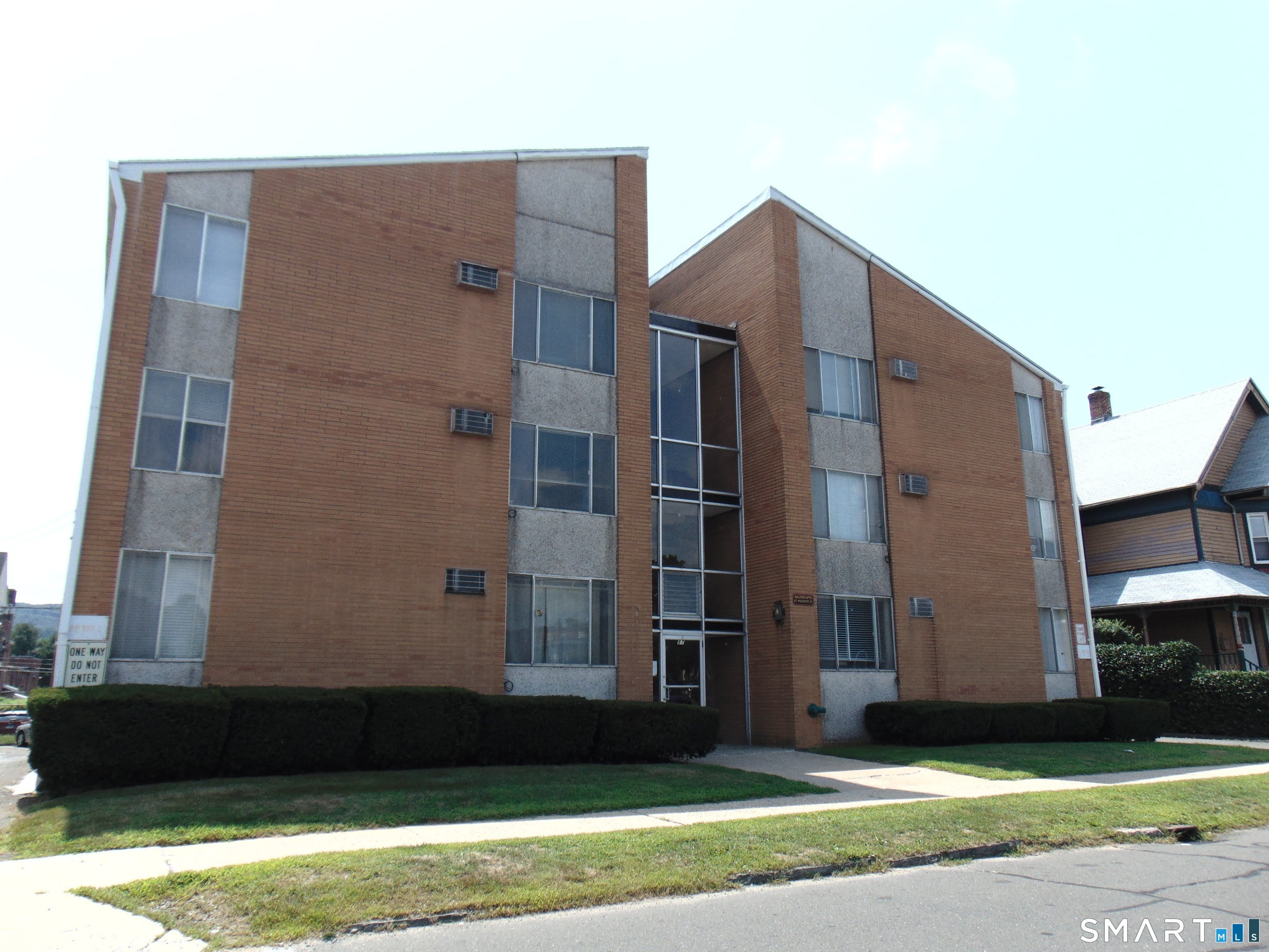 87 Meadow Street – photo 2
