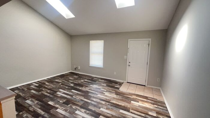 5126 Cynthia Drive – photo 3