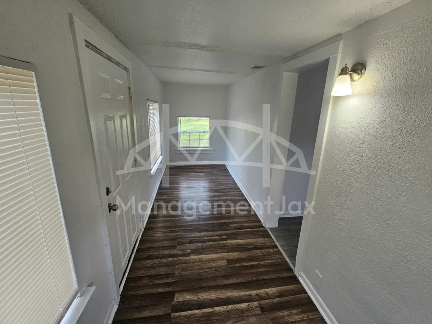 2210 Pullman Avenue – photo 2