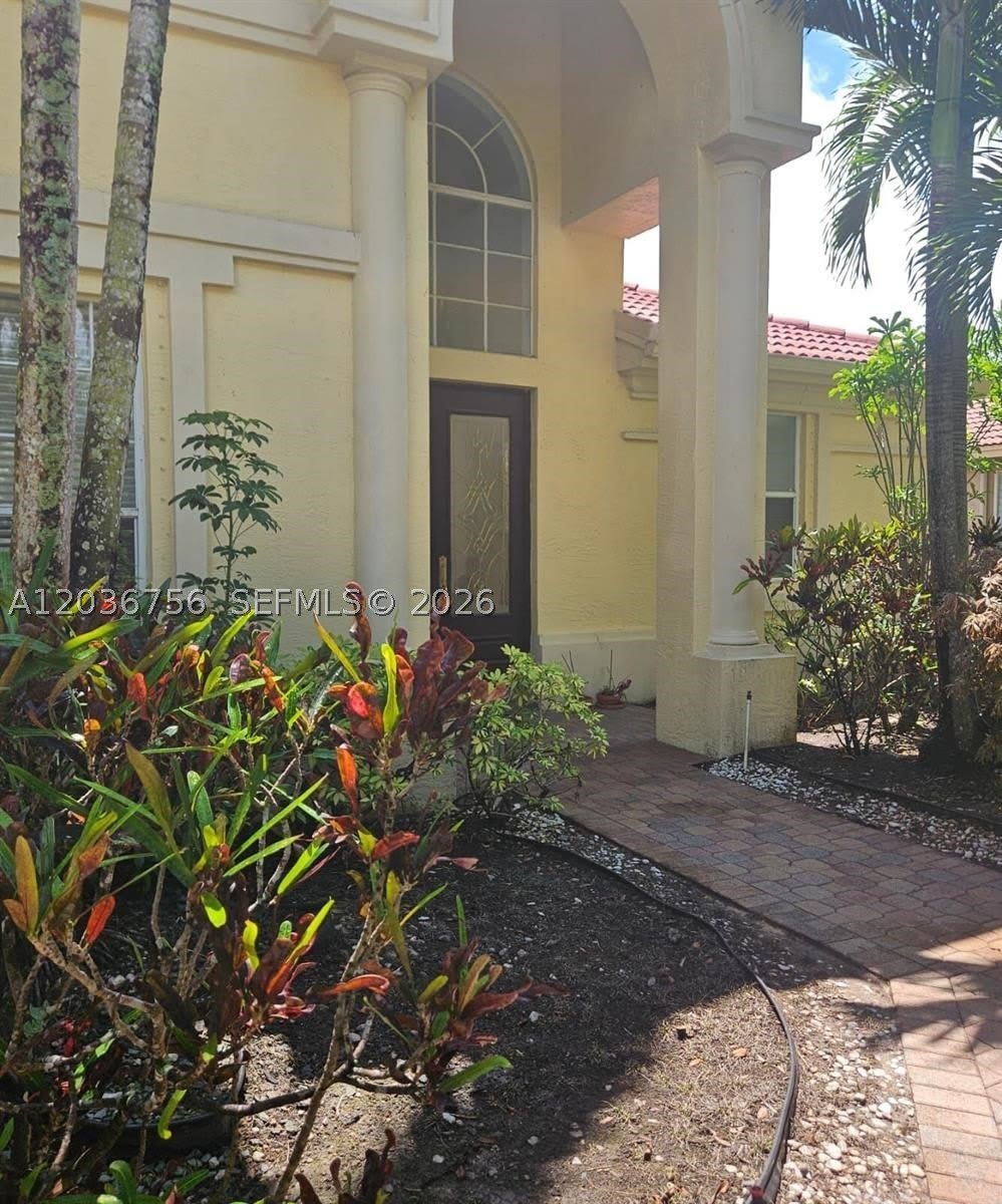 13382 Lakepointe Cir – photo 4