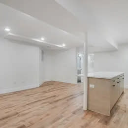 5430 South University Avenue – photo 2