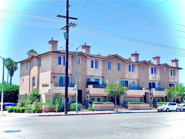 5555 Carpenter Avenue – photo 1