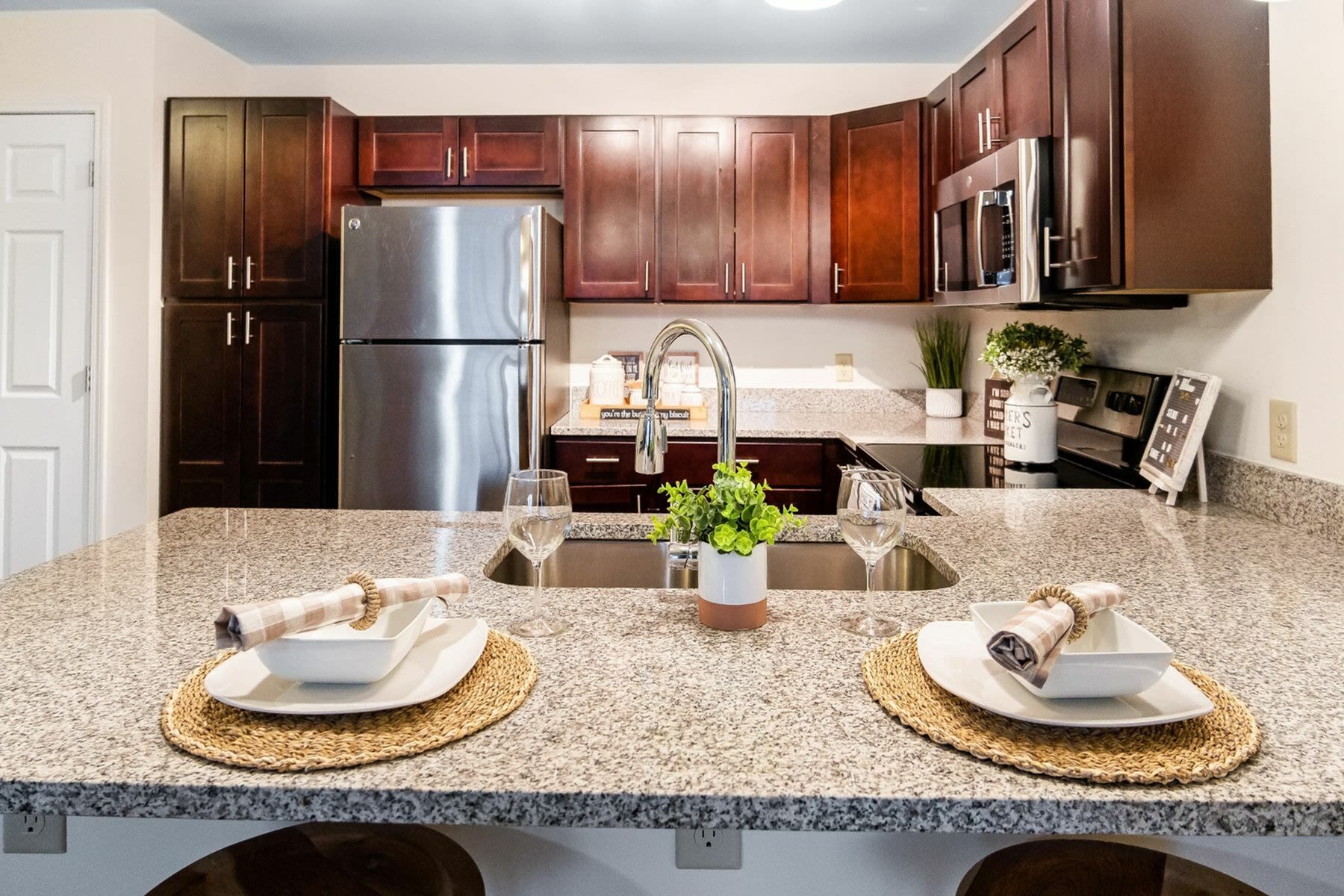Deerfield Place – photo 3