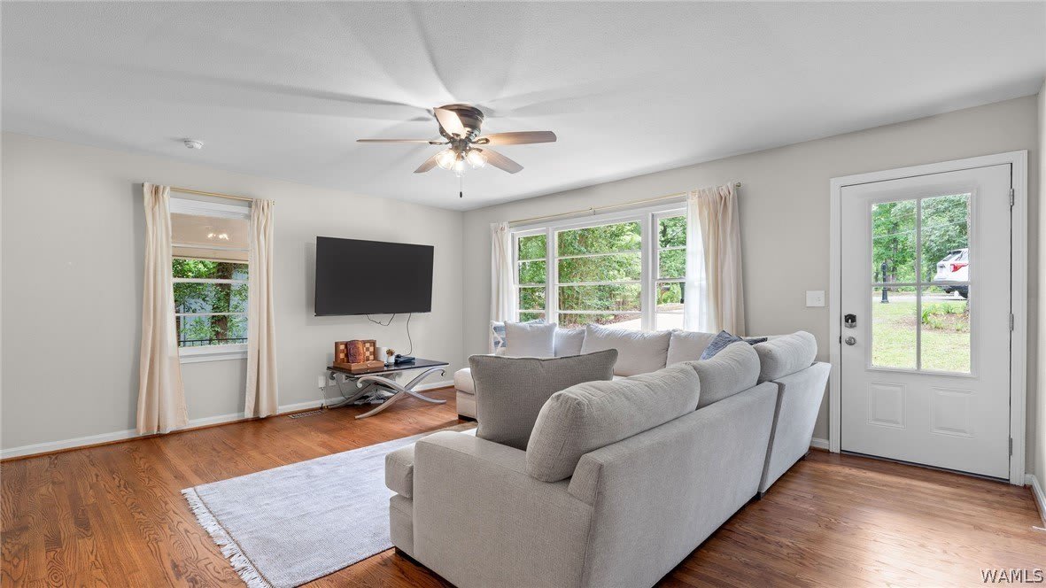 4222 Hillswood Lane – photo 5