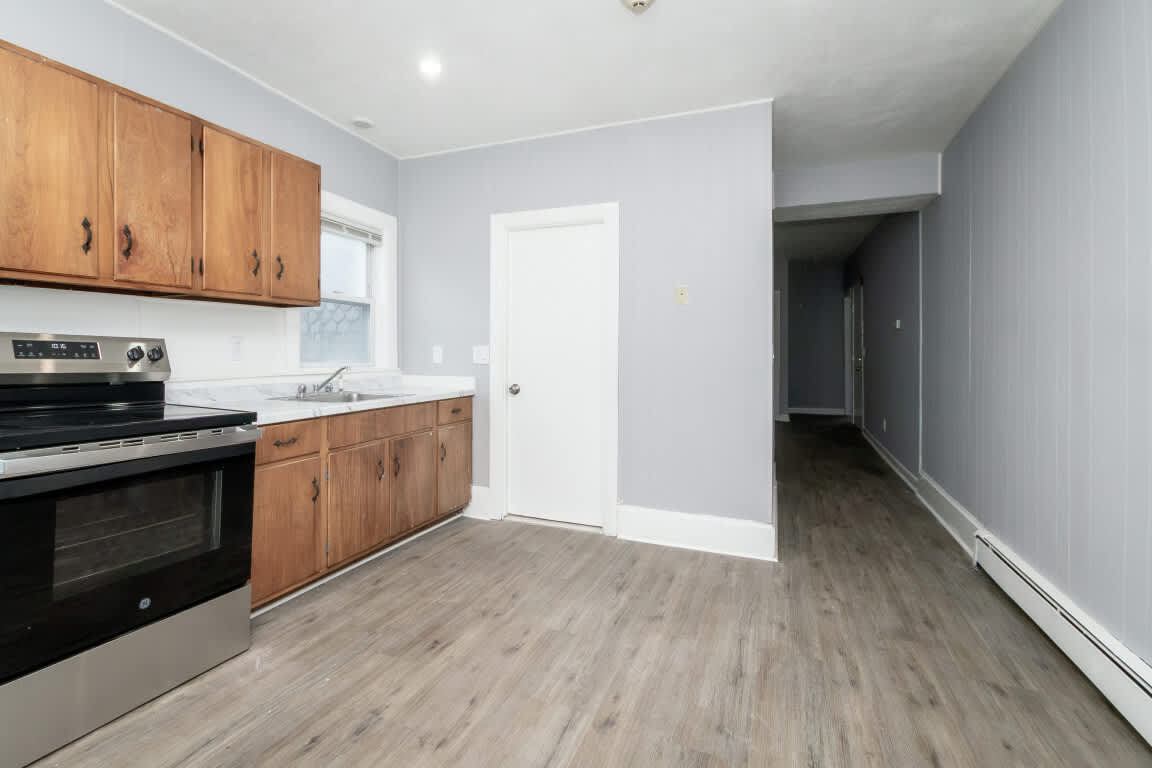 23-25 W Wyoming Ave – photo 4