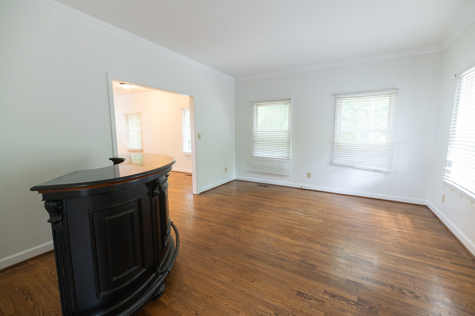 Spacious 3100 sq ft 3 bedroom 2.5 bath home on over 1.5 acres in Oak Ridge NC w/2 car garage – photo 5