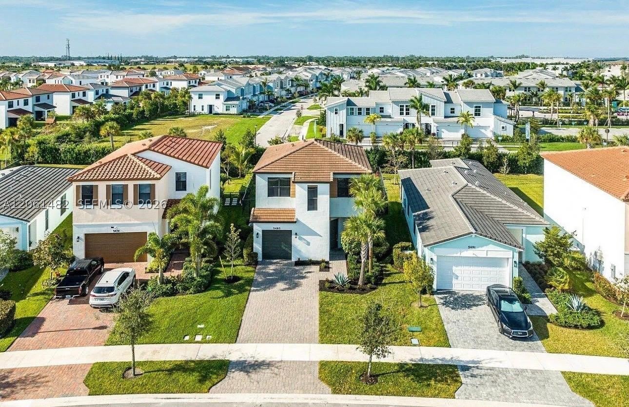 5485 Starfish Rd – photo 3