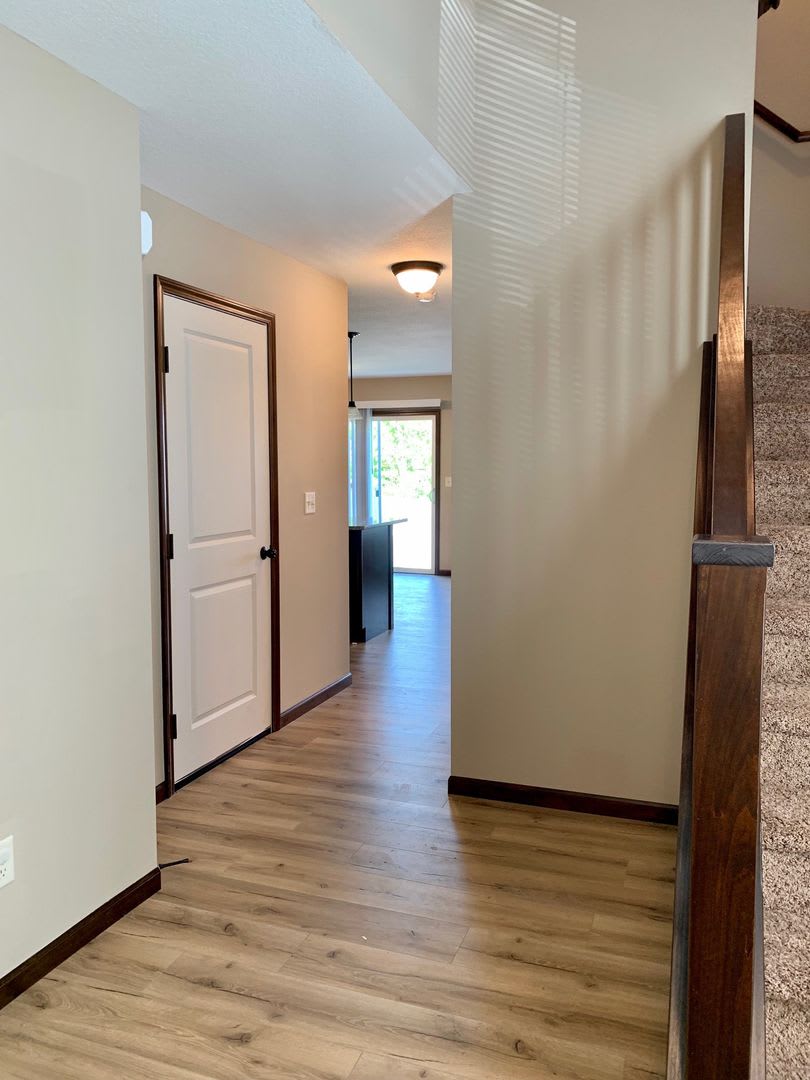 Luxury Townhomes – photo 2