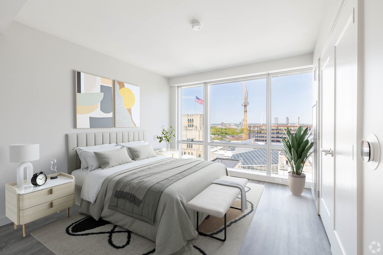 Pierce Boston – photo 5