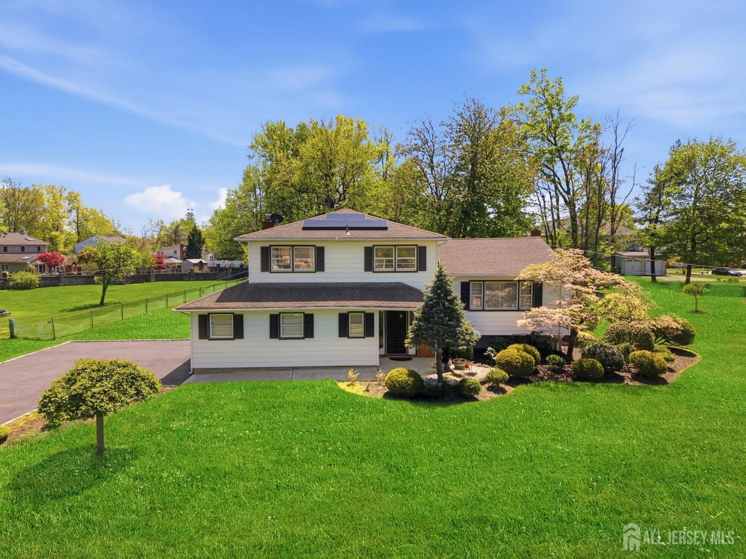 34 Ventnor Drive – photo 1